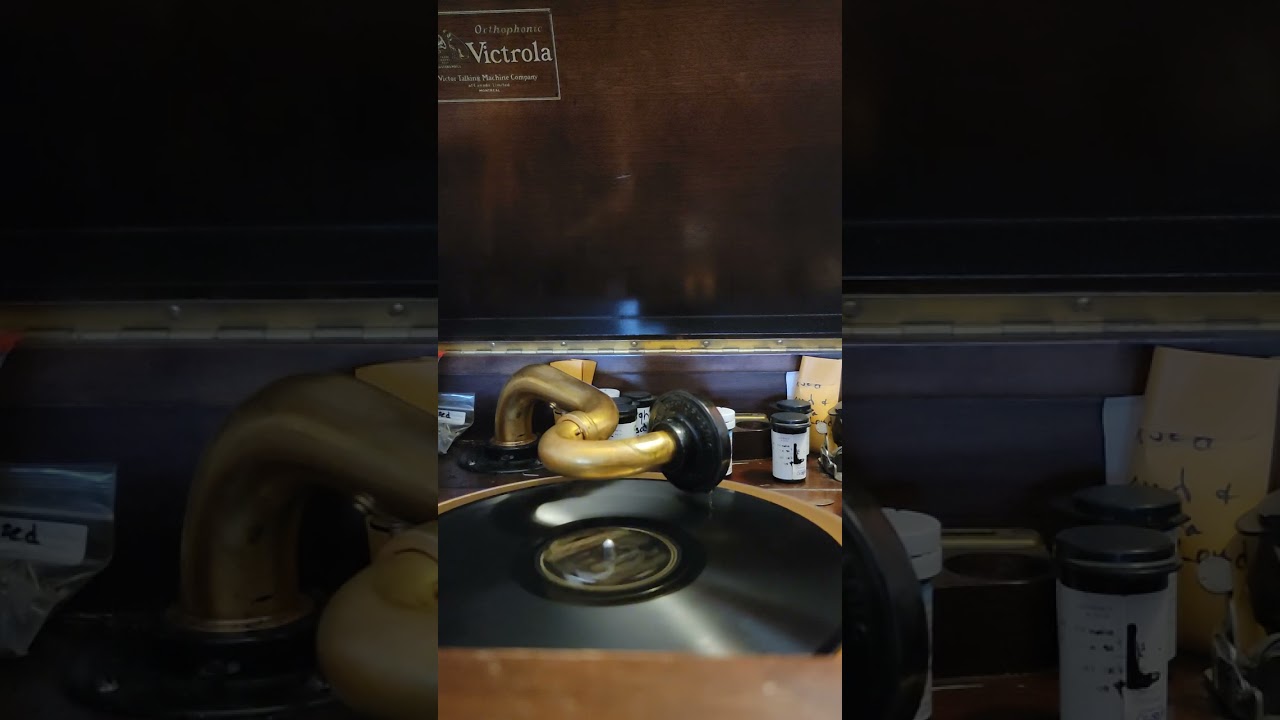 Sweet Lorraine - Jimmie Noone's Apex Club Orchestra Brunswick Records #80023 (1928) 1941