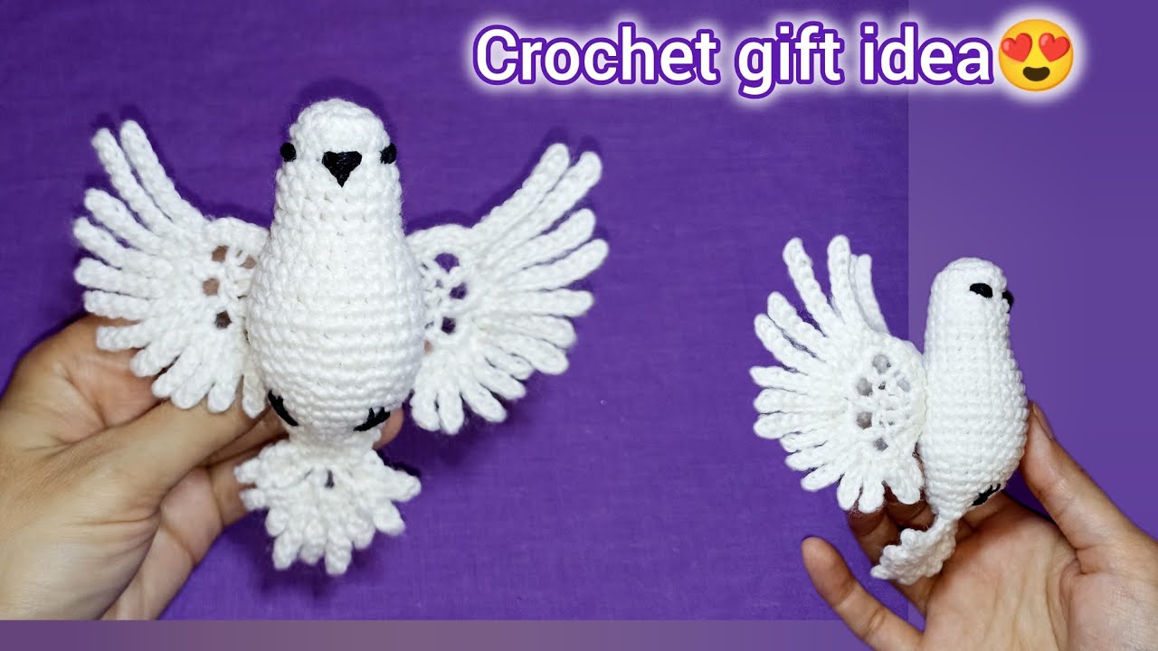 DIY crochet bird, crochet keychain or crochet charm for a bag. Easy crochet pattern. Part 1 - wings