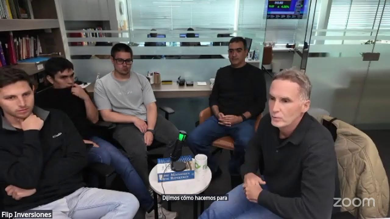 Conversatorio con Nacho Aguirre y el equipo de Flip