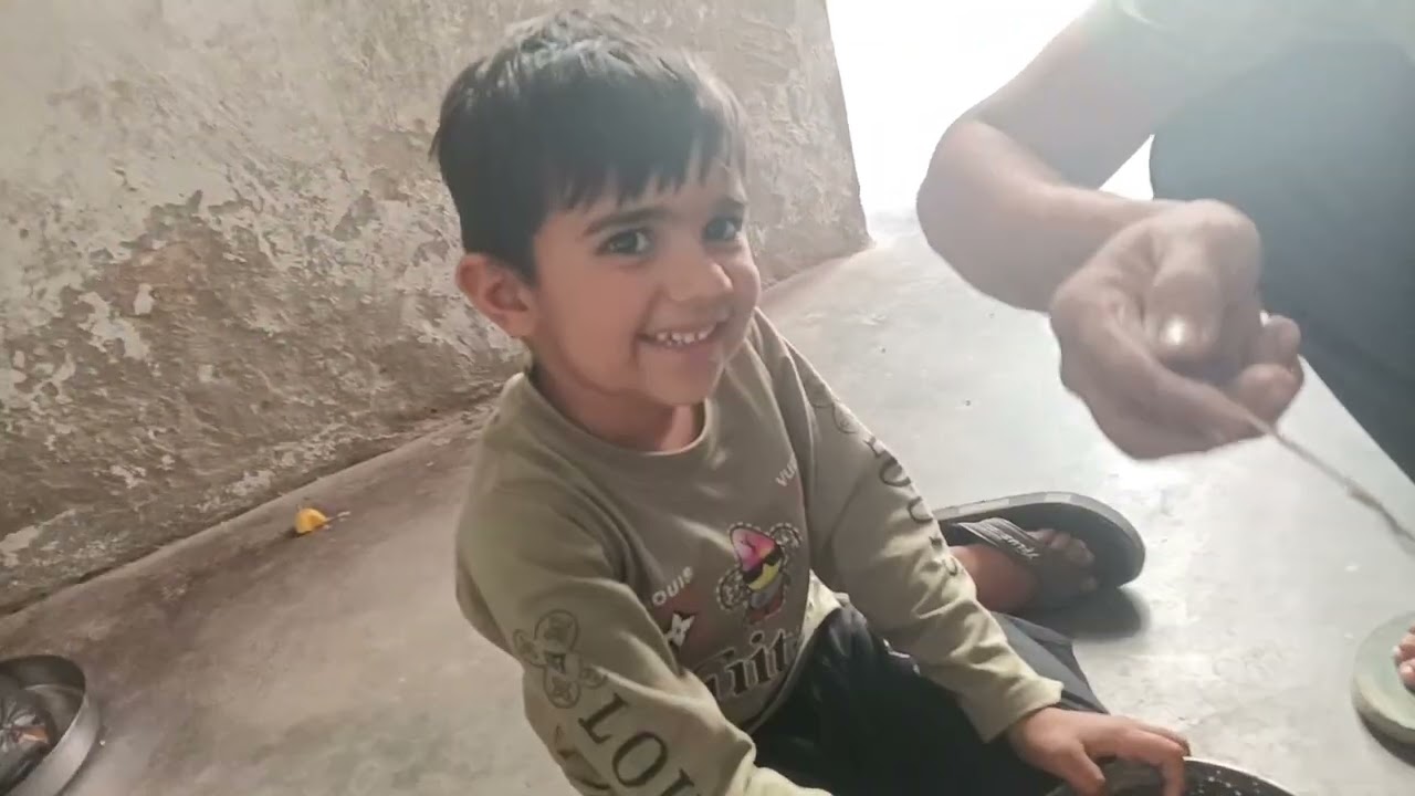 क्रिश का हाथ जल गया 😔