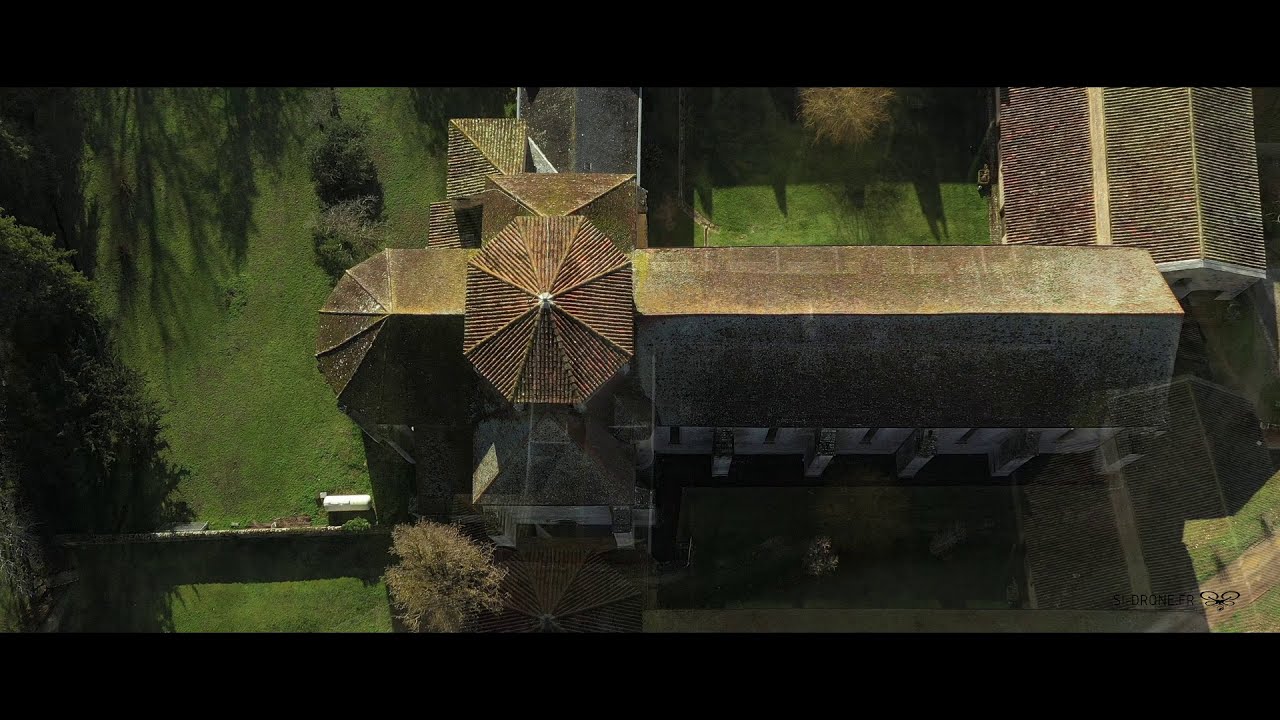 Abbaye de Beaulieu-en-Rouergue vue du ciel, patrimoine, rénovation, Tarn-et-Garonne