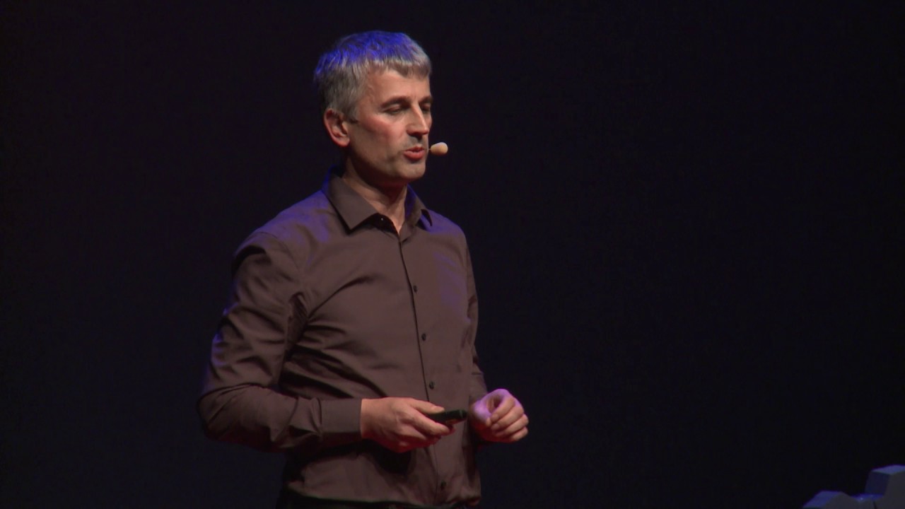Kaj nam prina&scaron;a socialna inteligenca | Andrej Ko&scaron;ir | TEDxLjubljana