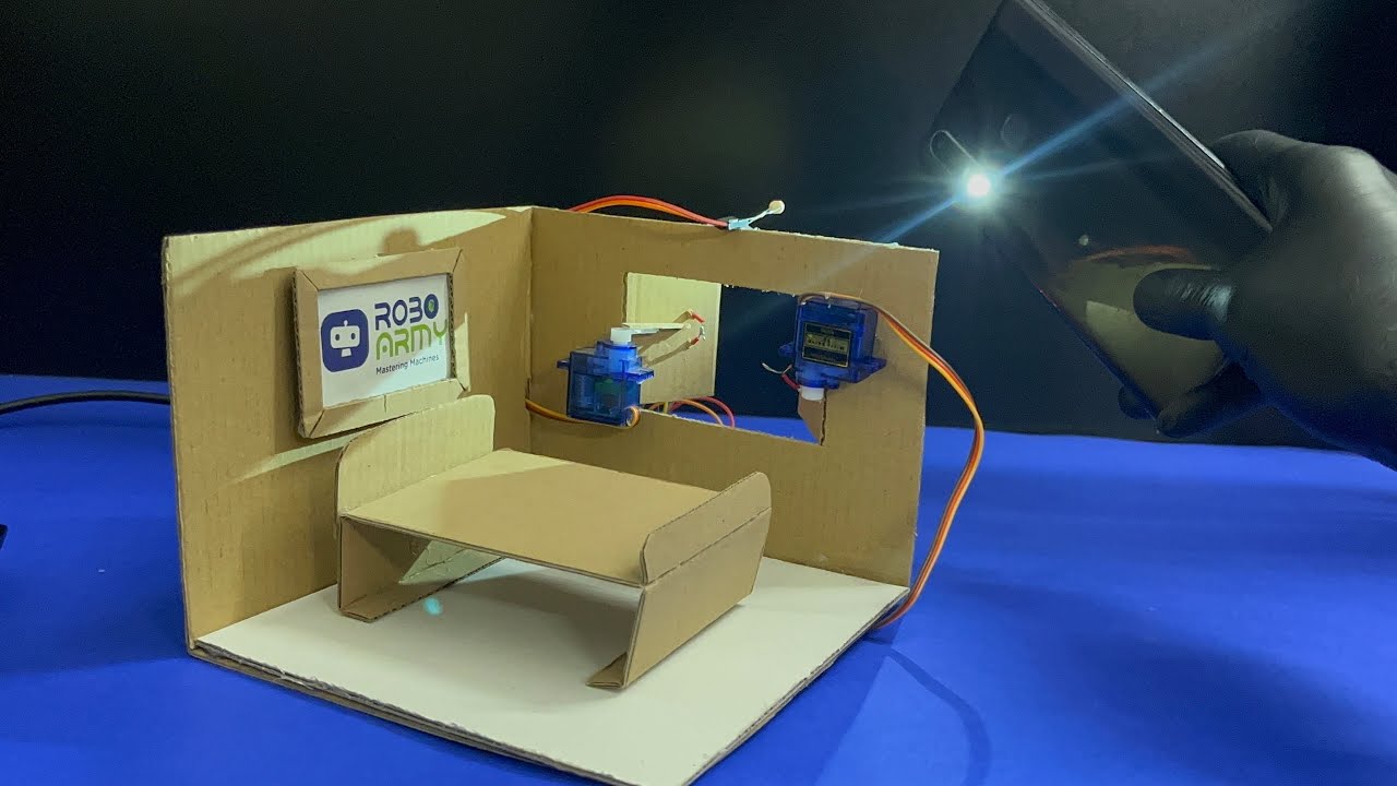 Smart Automatic Window System using Arduino | LDR Sensor + Servo Motors