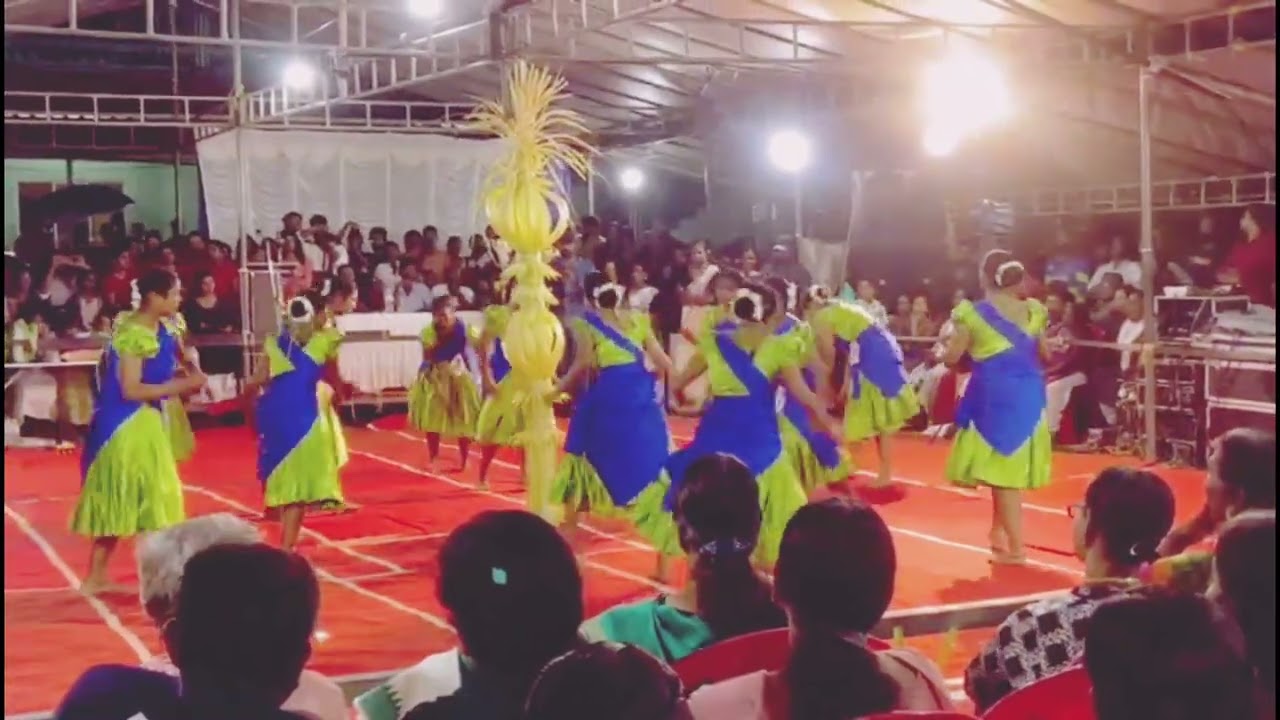 Team Sree bhadra kumbalam.. kaikottikali 