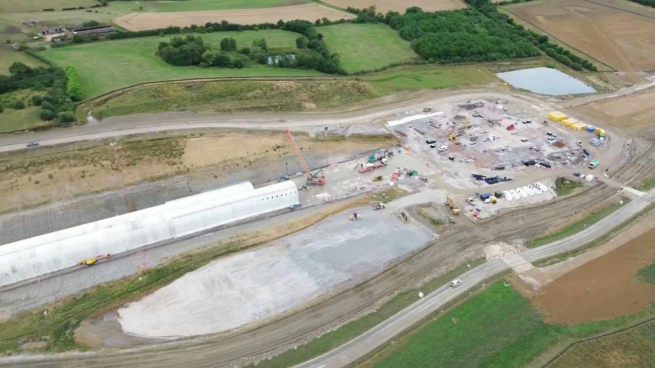 HS2 through Chipping Warden