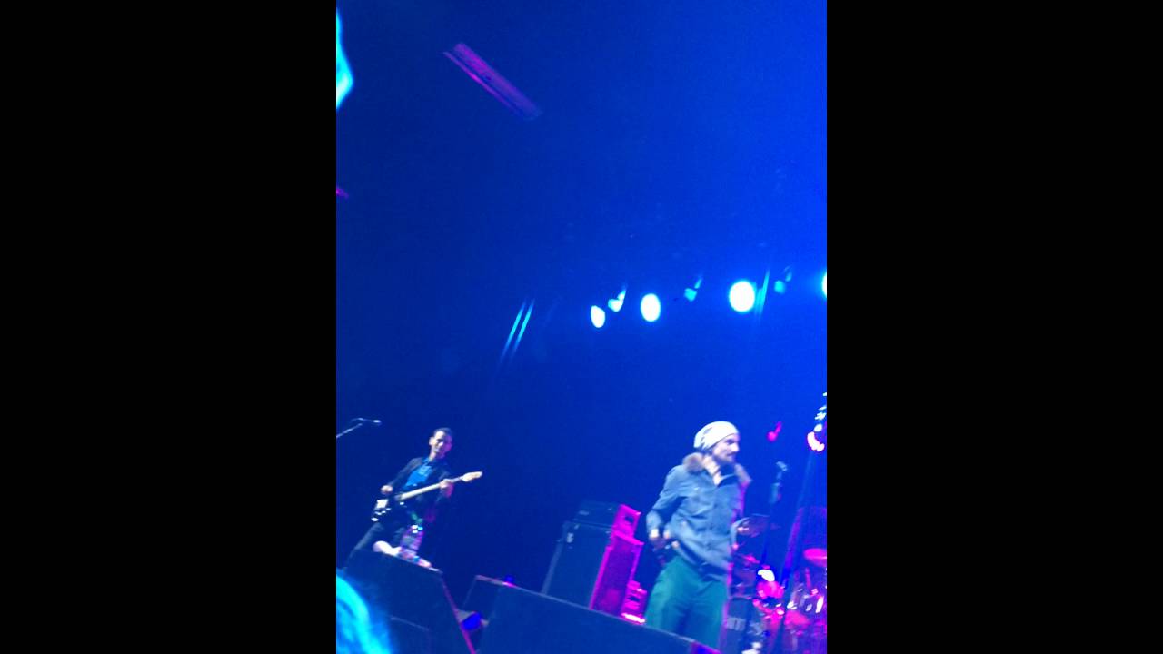James - Burned Live - One Man Clapping