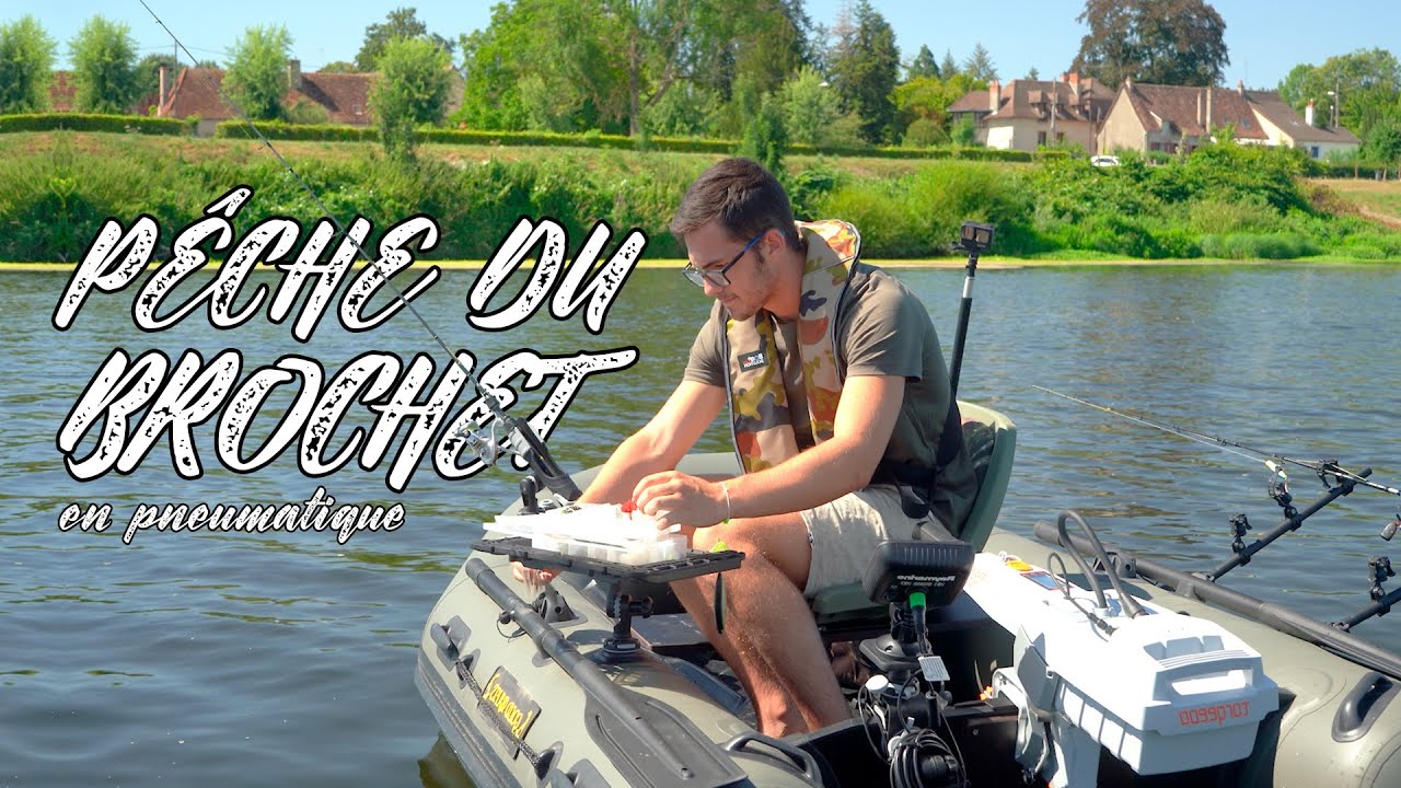 PÊCHE DU CARNASSIER sur un bateau pneumatique Goldbaits Pro Fisher