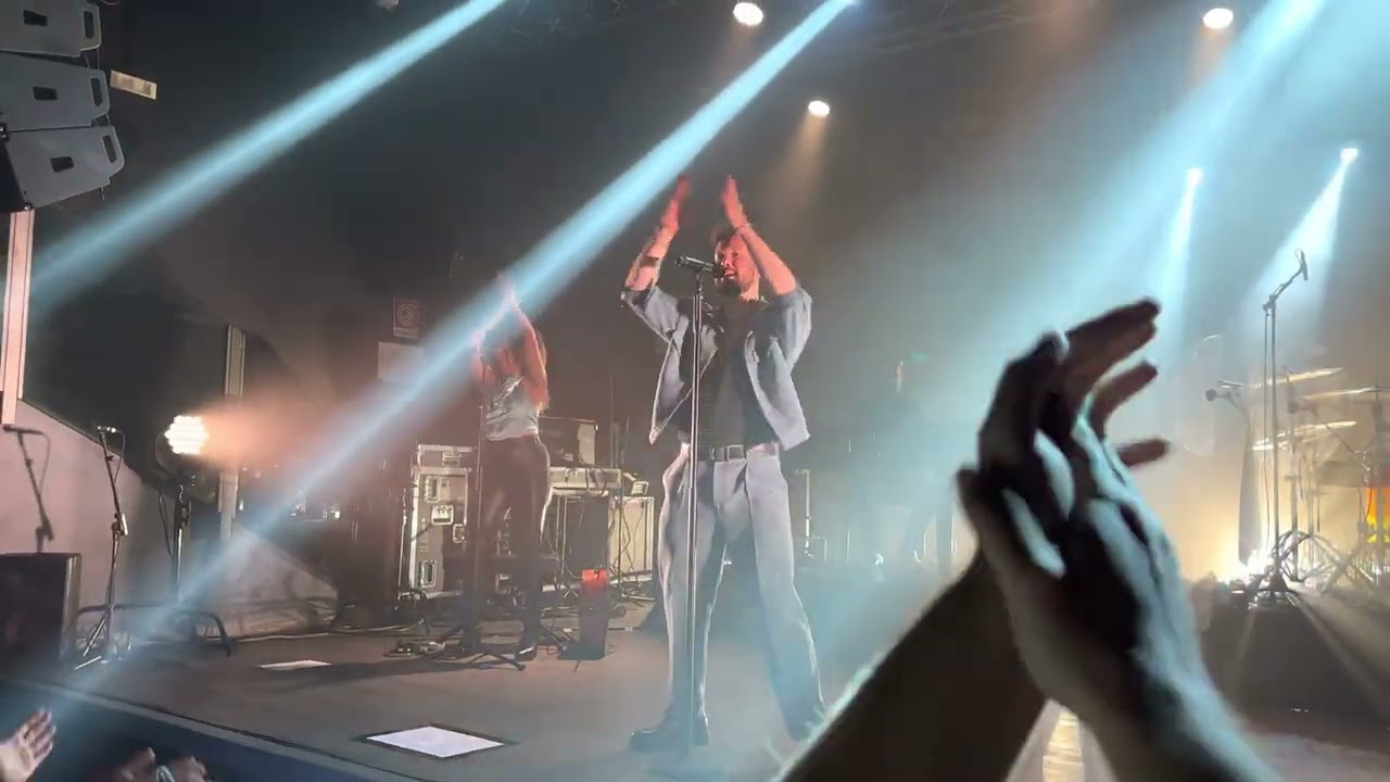 Calum Scott - Whistle (Jax Jones & Calum Scott cover) [Live @ MAGAZZINI GENERALI 27-04-2023]