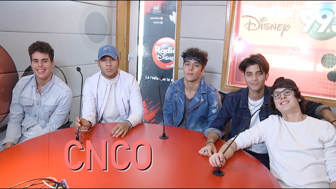 Los Fans Preguntan a CNCO en Radio Disney