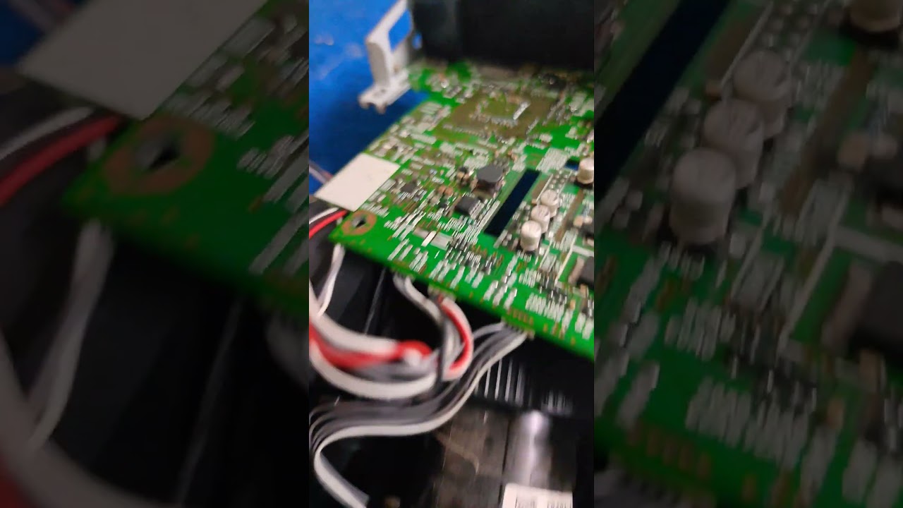 Hitachi cp-x 2521wn LCD prism change