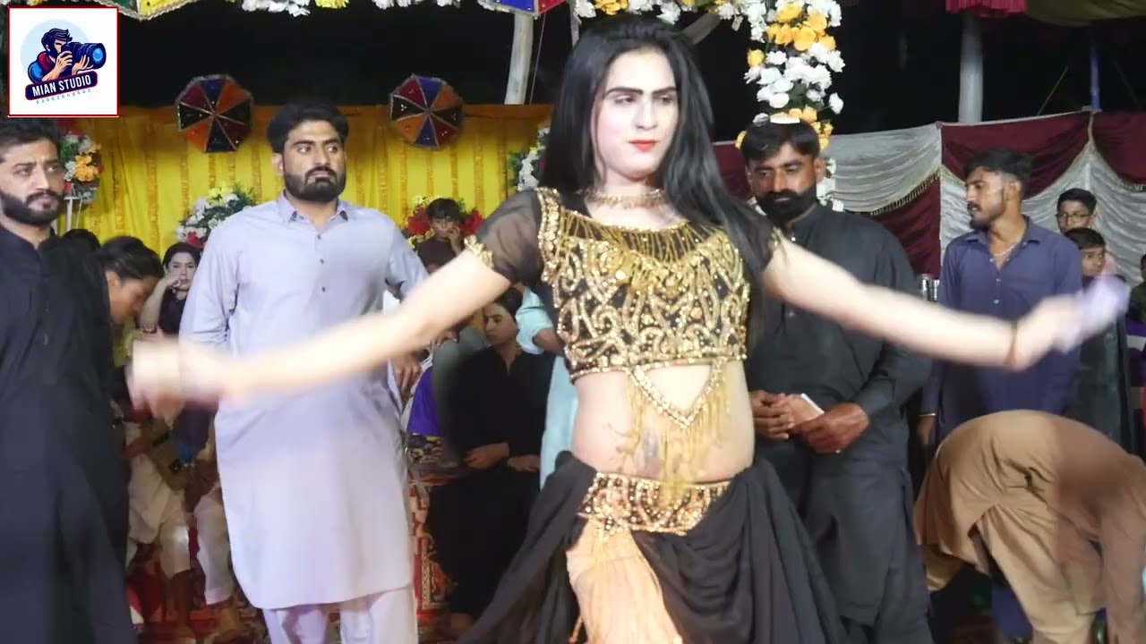 Ghoori Neendar Mein Suti || Aesh Khan || Latest Dance Performance 2025 Mian Studio