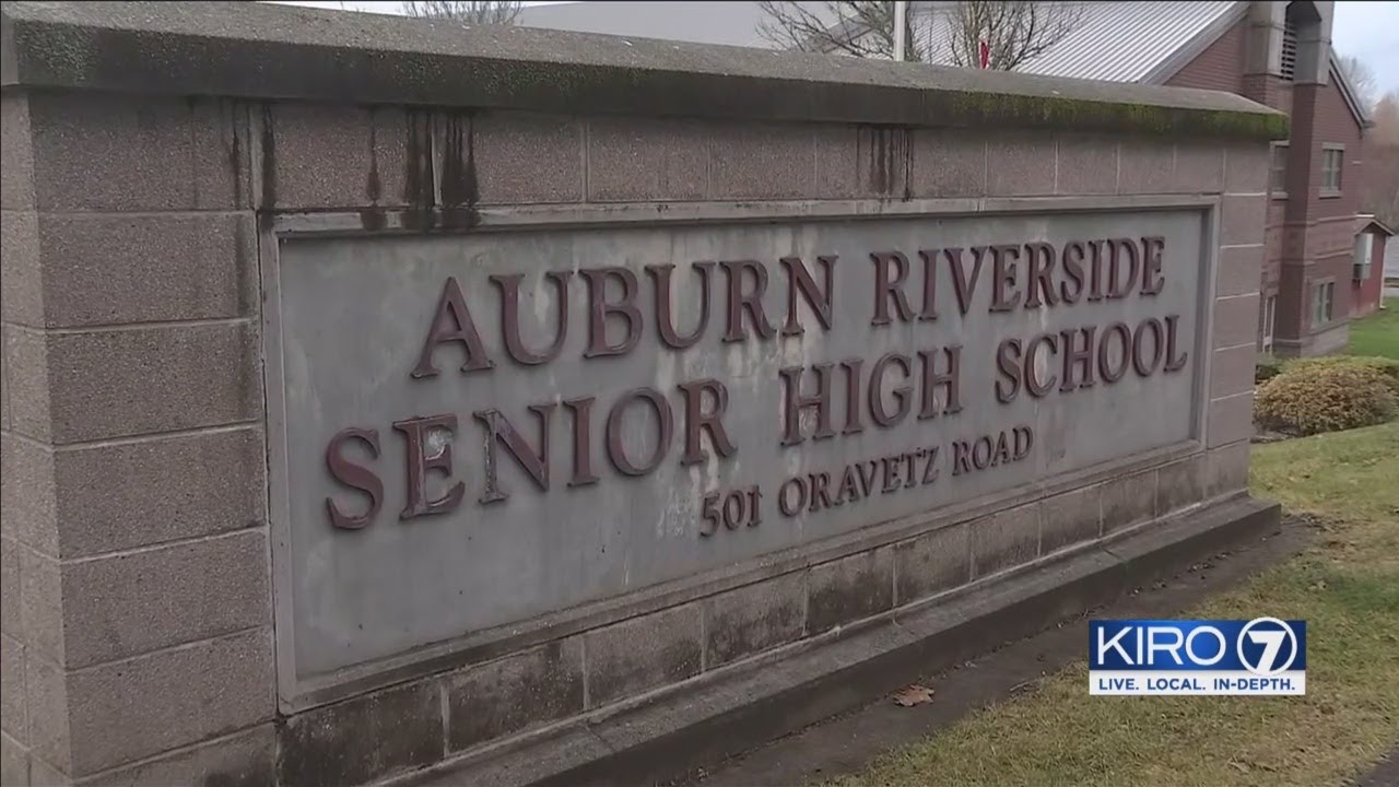 VIDEO: Teacher in Auburn under investigation, paid leave