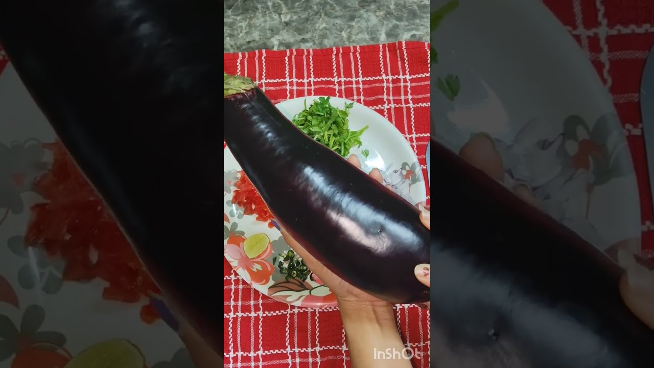 বাঙালির প্রিয় রেসিপি বেগুন ভর্তা 