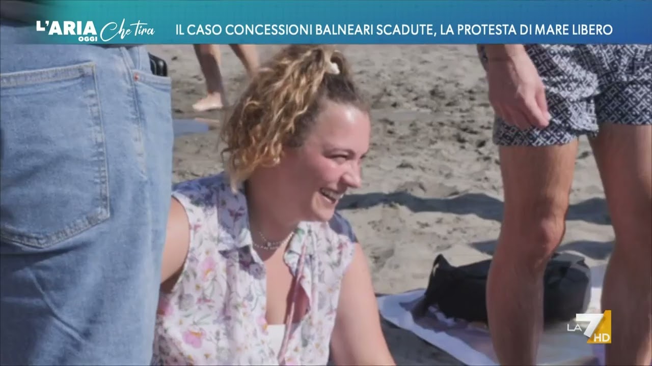 Il caso delle concessioni balneari scadute, la protesta di Mare Libero