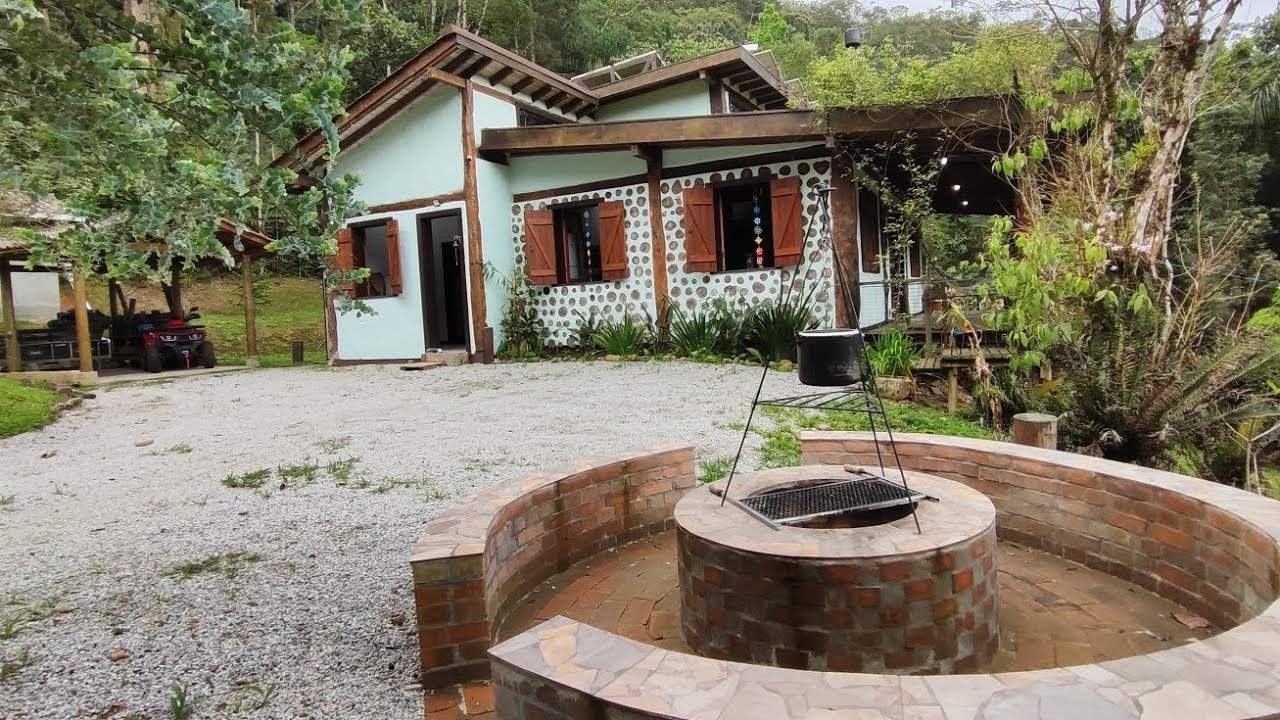 VENDO • Sítio maravilhoso em Santa Catarina - 2 hectares - pronto para Viver
