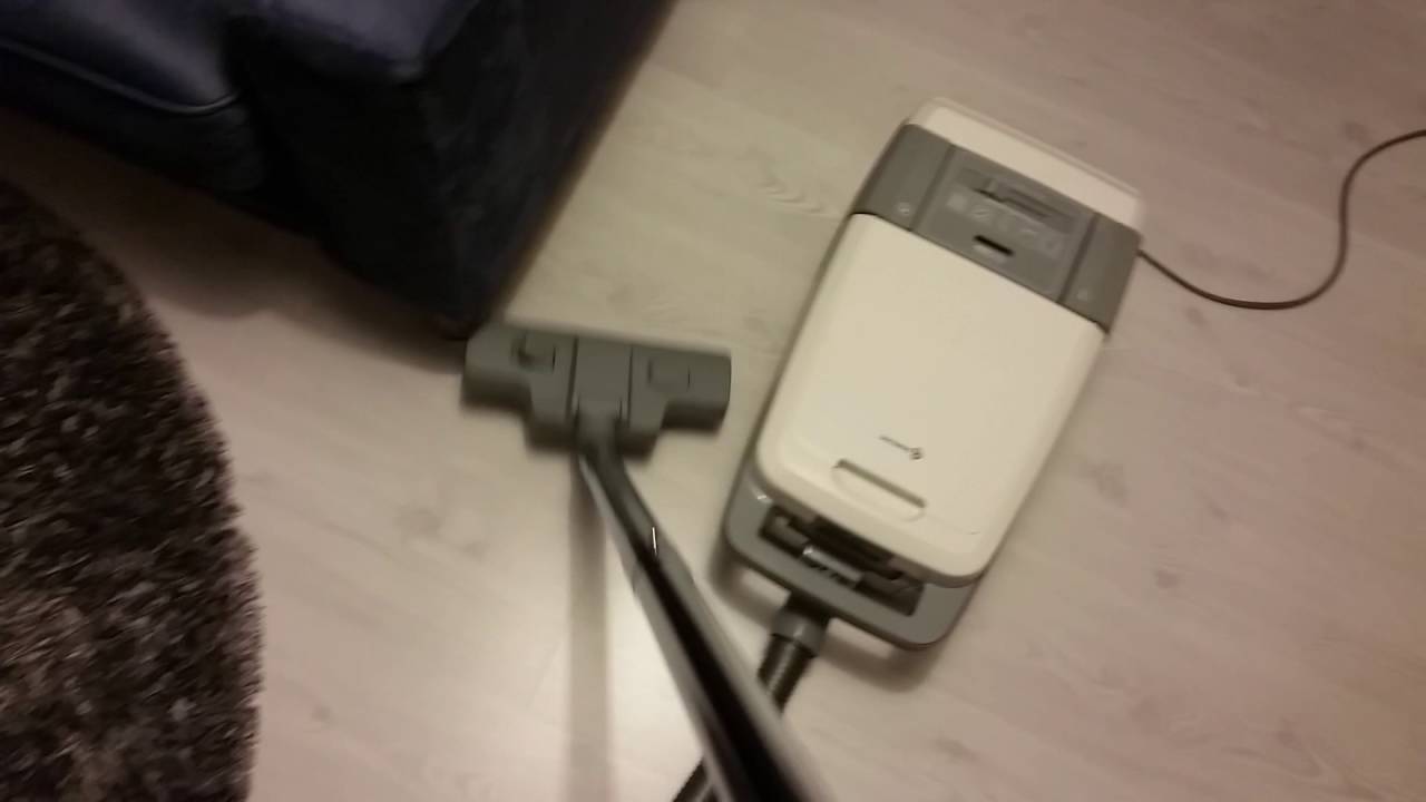 Samsung VC-1400 vacuum cleaner 1990