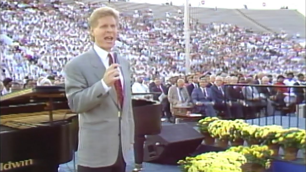 Steve Green - Proclaim the Glory of the Lord (Live)