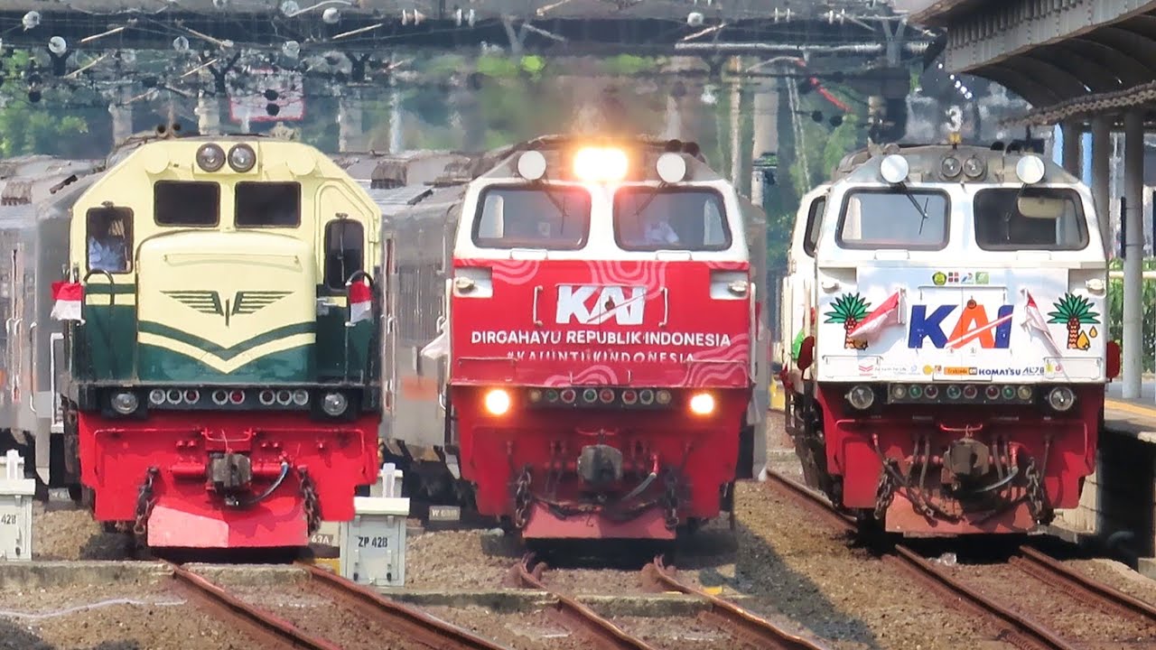 RAMAINYA KERETA API DI JAKARTA SPESIAL HUT RI !! Ada Lokomotif Livery Vintage Bendera Masinis Ramah!