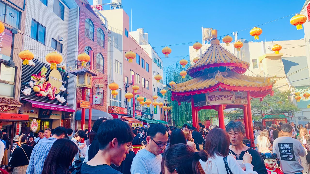 Malia in Japan is live! Kobe Chinatown
