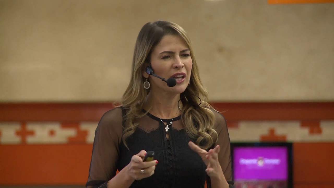 “El poder de creer para crear” | Mercedes Villegas | TEDxMedellinMujeres