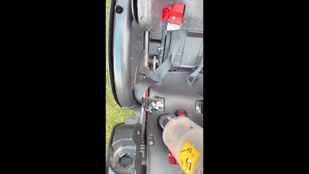 How to Clean Your Britax ClickTight Car Seat | Easy Access for Busy Parents