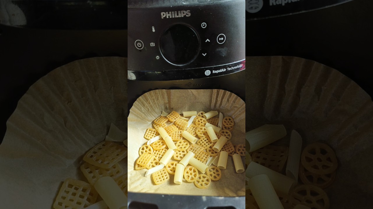 Zero Oil Fryums in Air Fryer 😮👌 #shorts