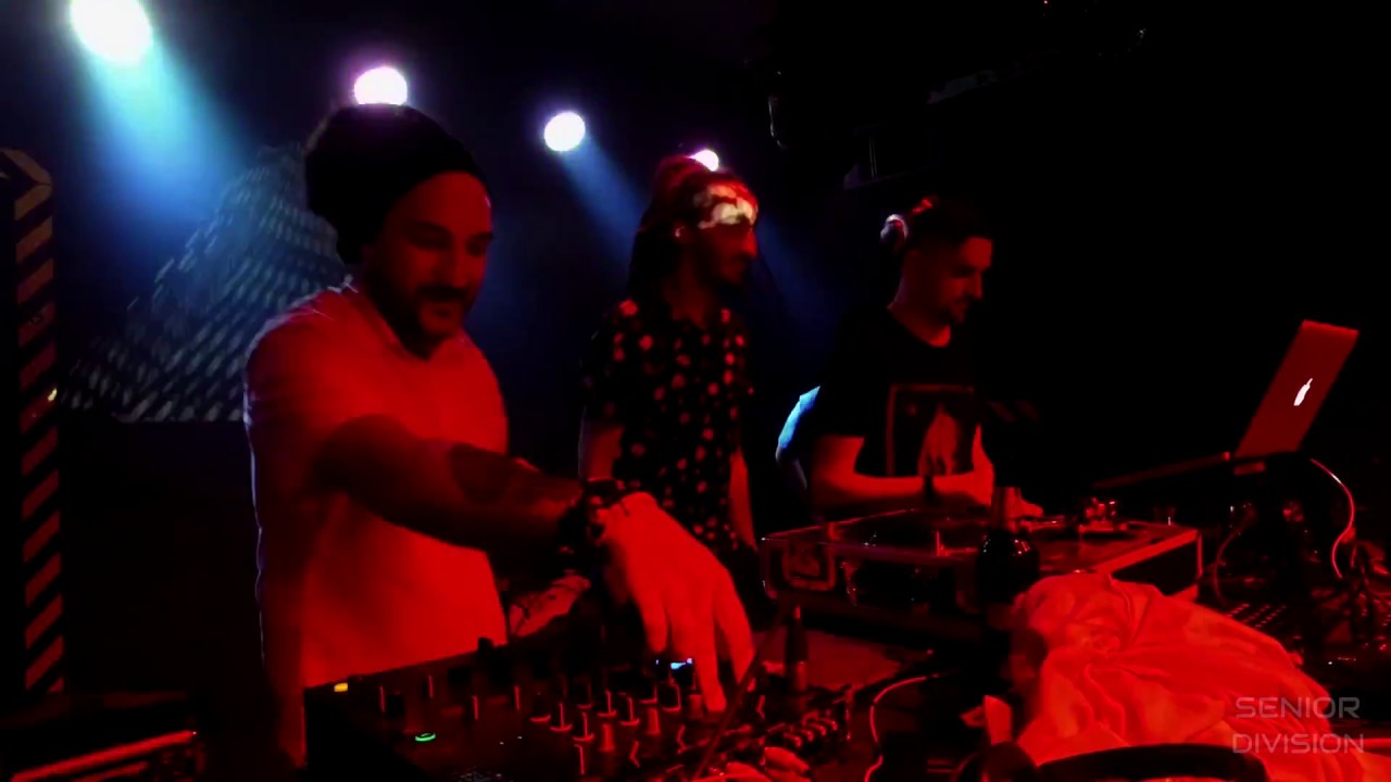 Senior Division Live at Fabrica (10.03.2017)