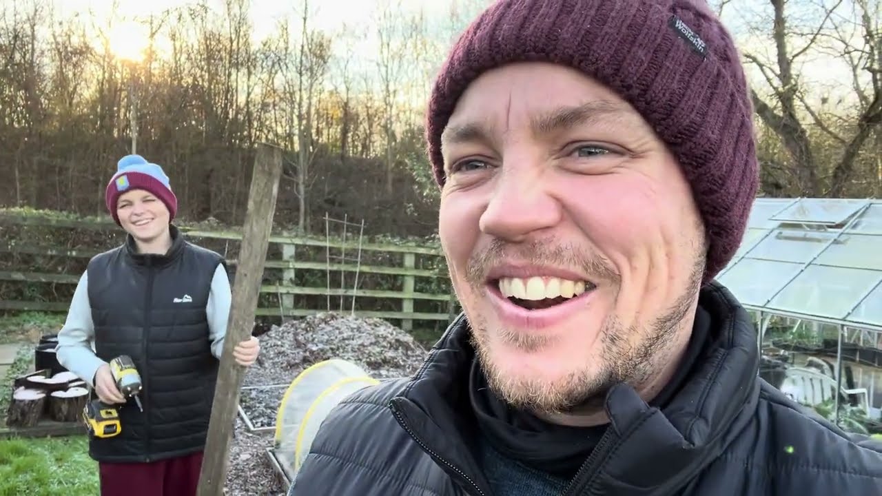 Allotment Life | It’s officially cold at the plot now. Frosty mornings have arrived ❄️🥶