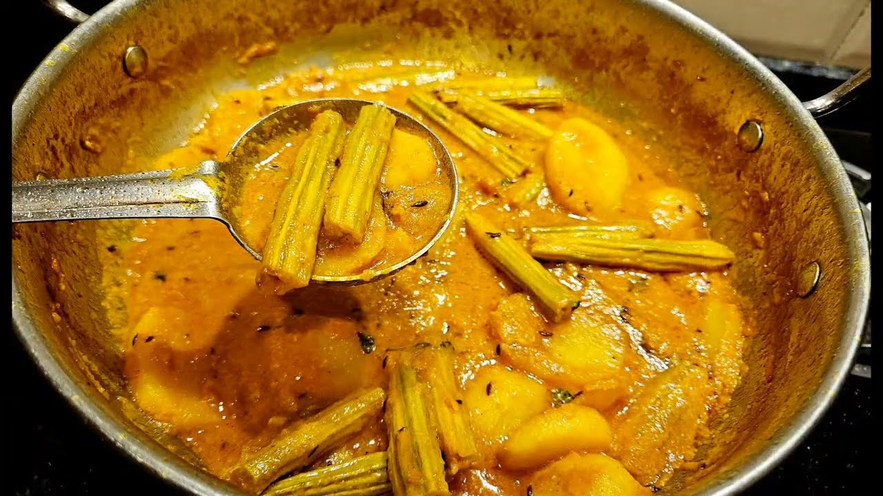 स्वादिष्ट मसालेदार सहजन की सब्जी इस तरह बनाएंगे तो सब उंगलियां चाटते रह जाएंगे😍