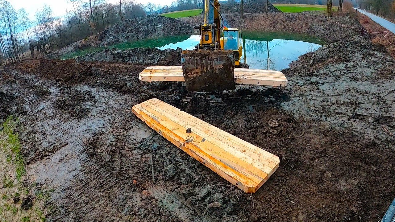 Majstruję materace pod koparkę. S6E11