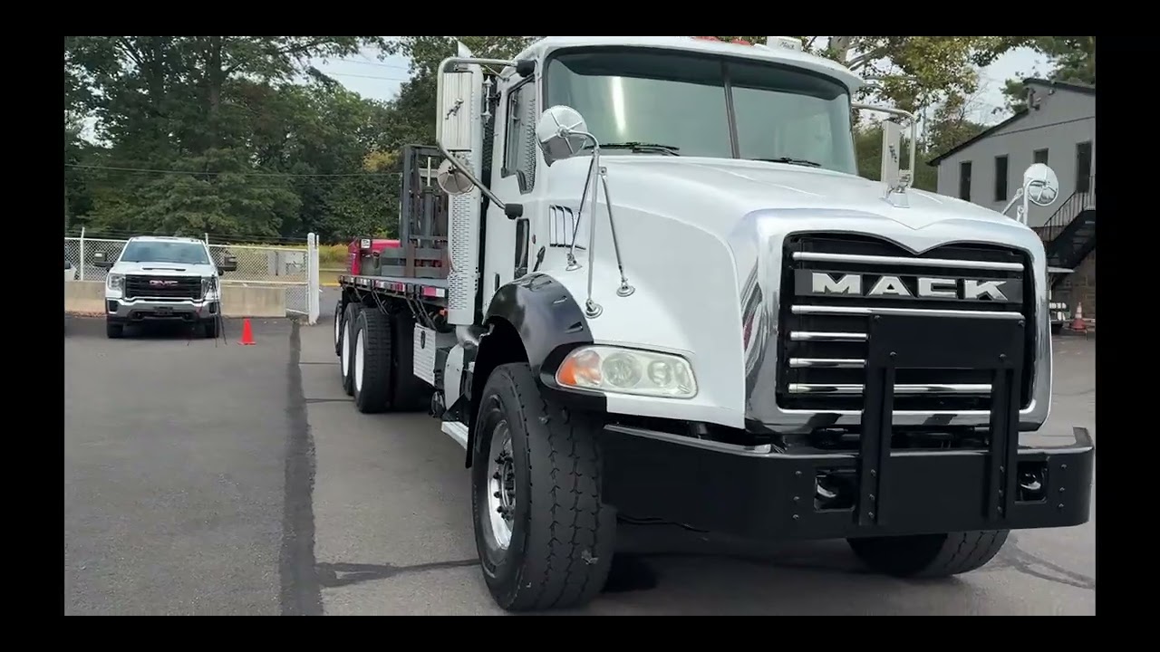 2010 MOFFETT M55 PIGGYBACK FORKLIFT ON 2012 MACK GU813 9602