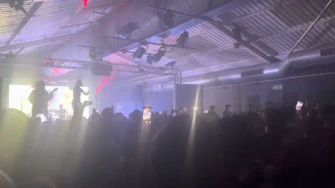 Bad Omens - Nowhere to go @ the 1865 Southampton 23/2/23