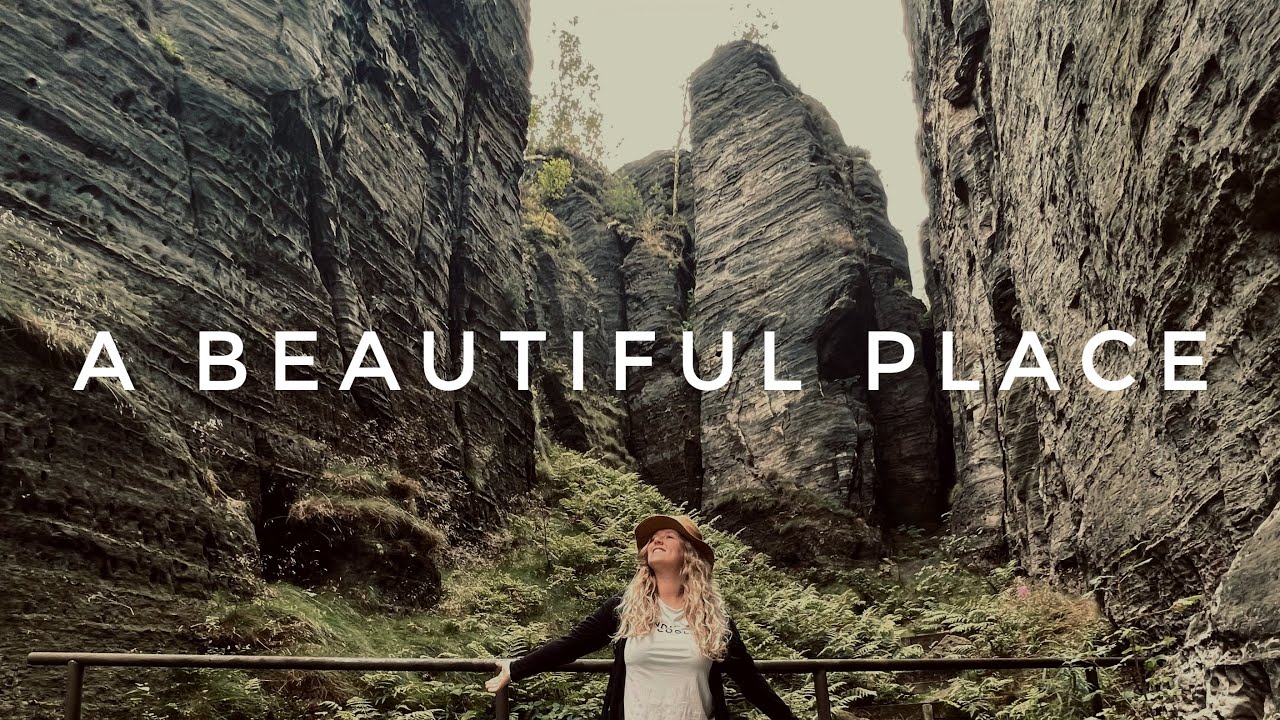 Exploring Tis&agrave; Sand Stones: Czech Trip with Umton Paints