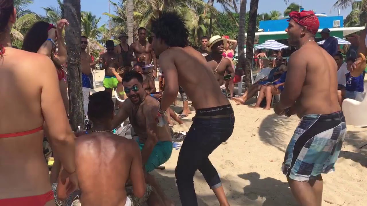 Beach party in Cuba!