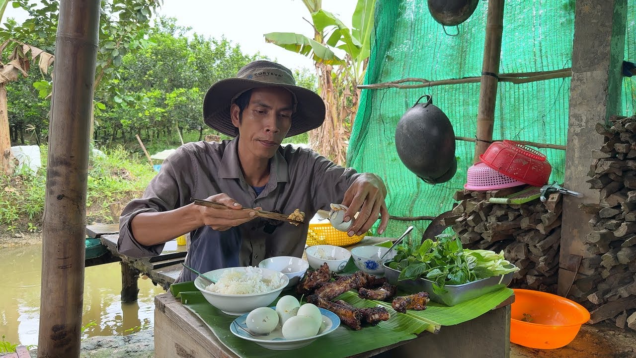 SƯỜN HEO NƯỚNG SATE CUỐN RAU XANH MỘT NGÀY DẬY SỚM CÙNG GIÔNG BÃO HỘT VỊT LỘN