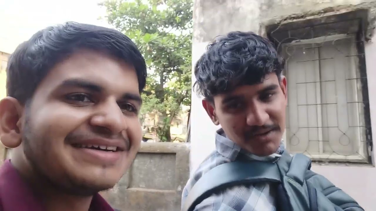 Traffic jam in Vapi 😱 || Vlog 3 || #vlogs #traffic #india #indianvloger #SarthakJoshi 