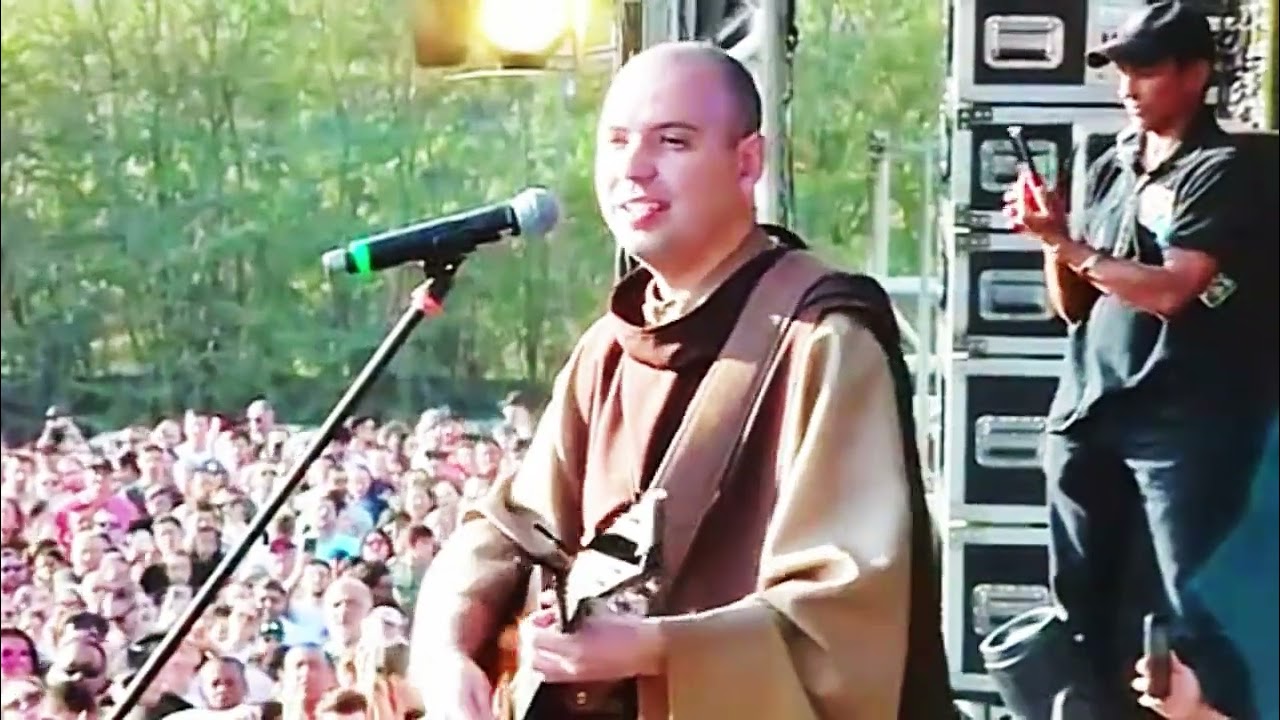 “Momento de graça no 38º Hallel de Franca | Frei Gilson – Meu Coração Está Pronto para Te Amar” ♥️
