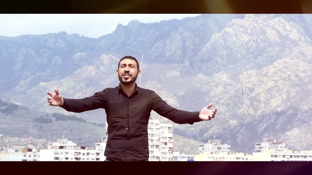 Мишо хвалитела