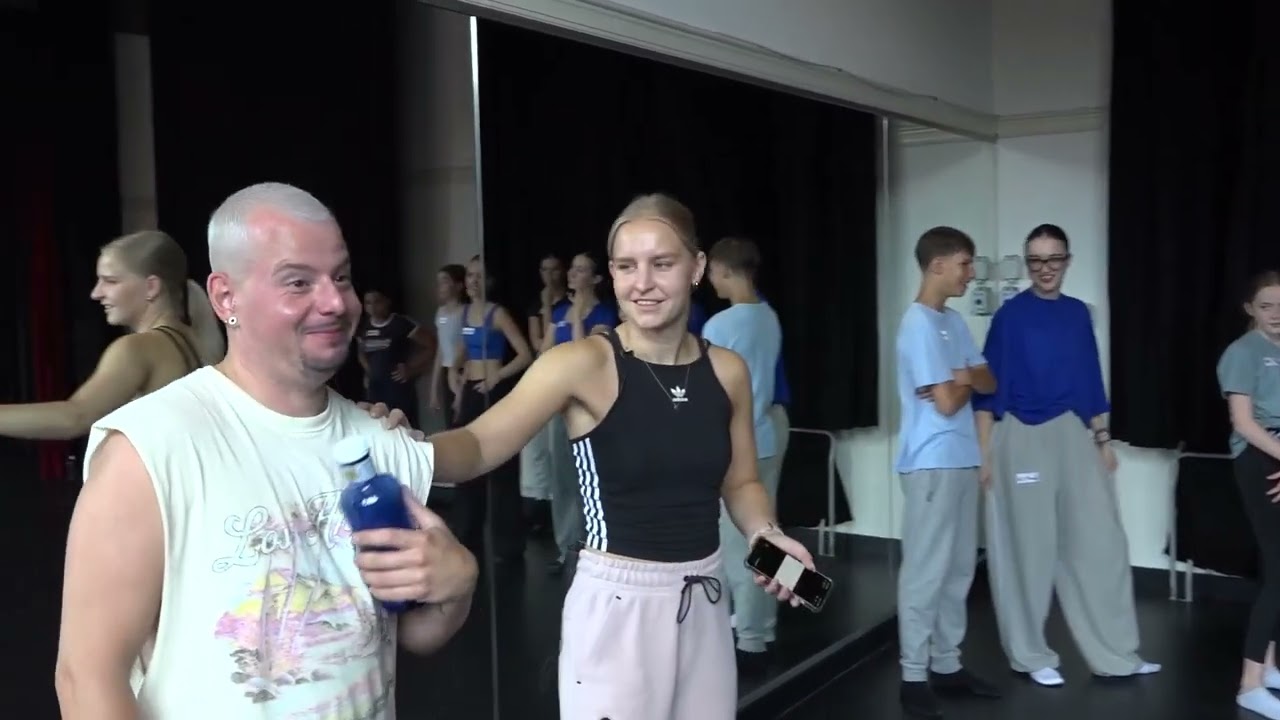 NKT Op weg naar de Kerstshow - Aflevering 1