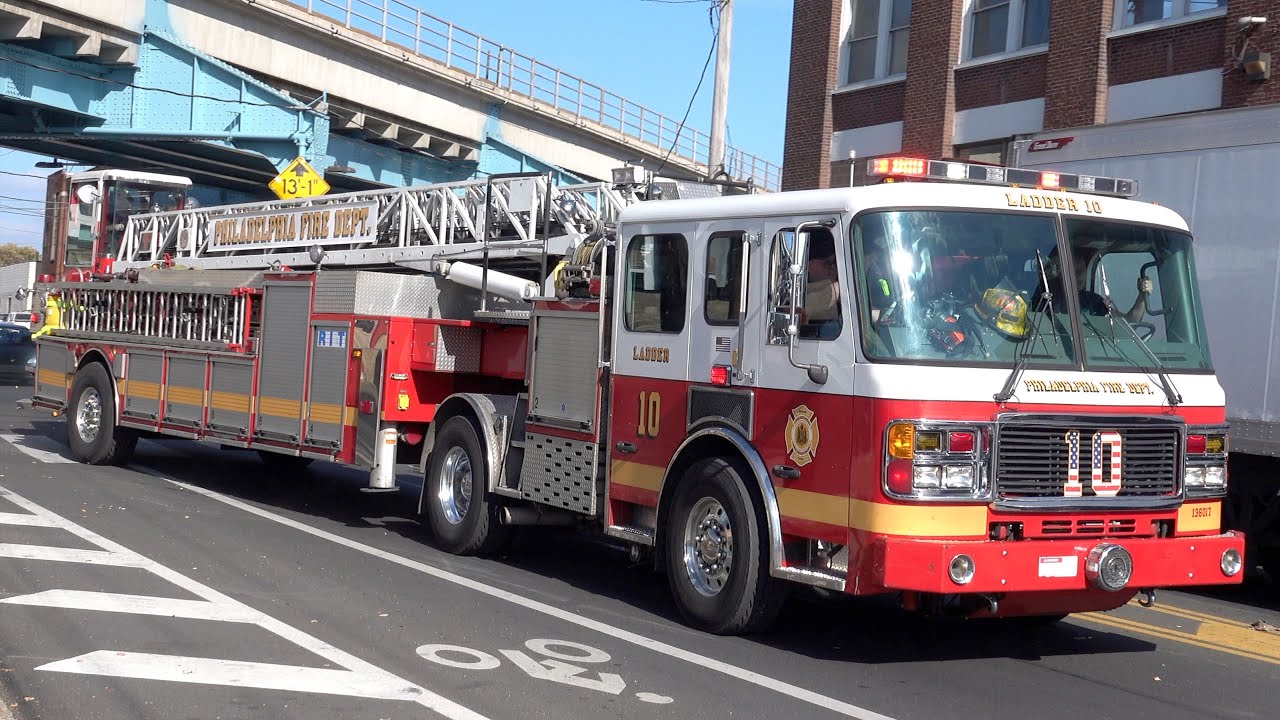 Philadelphia Fire Department Ladder 10 & Battalion 10 Responding