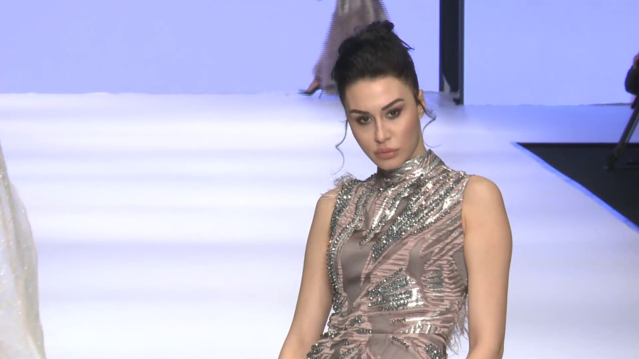 IN COUTURE