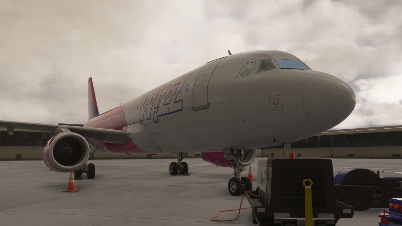 Beautiful landing in Italy - Real Ops - VATSIM - Fenix A320 - Budapest-Genova