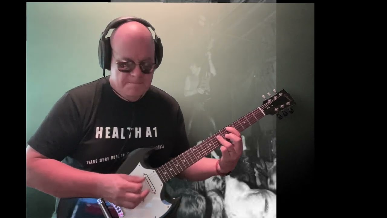 Timo Pääkkö - Jailbait Stalemate ( Hurriganes Play Along )