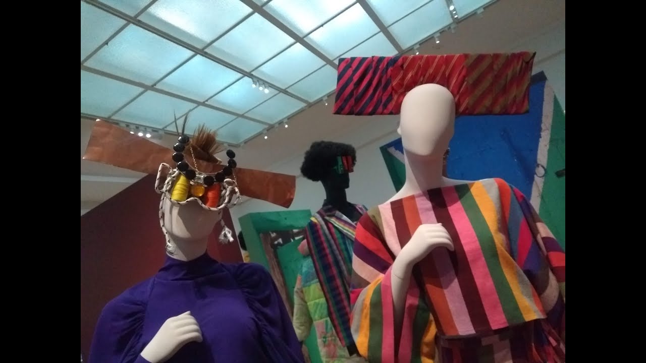 Fashion Global Wardrobe - De wereldwijde modeconnectie Kunstmuseum Den Haag.