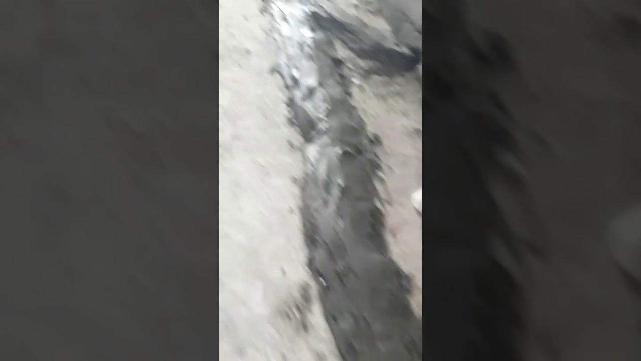 من الخطاء تمرير كابلات الكهرباء اسفل البلاط مباشرة