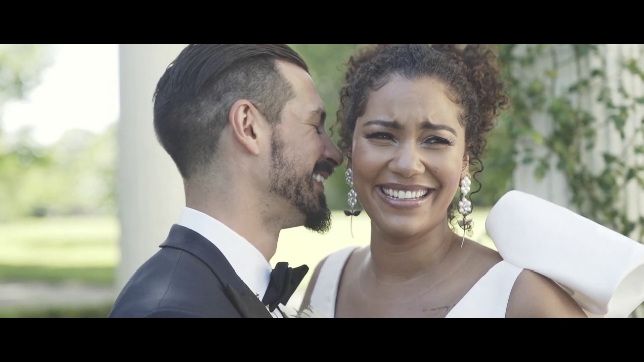 A Tropical Wedding at a Famous New England Mansion | Martha Stewart Weddings