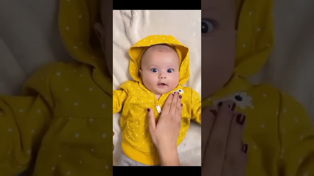 Cute Baby's shocking face🤪....!!!