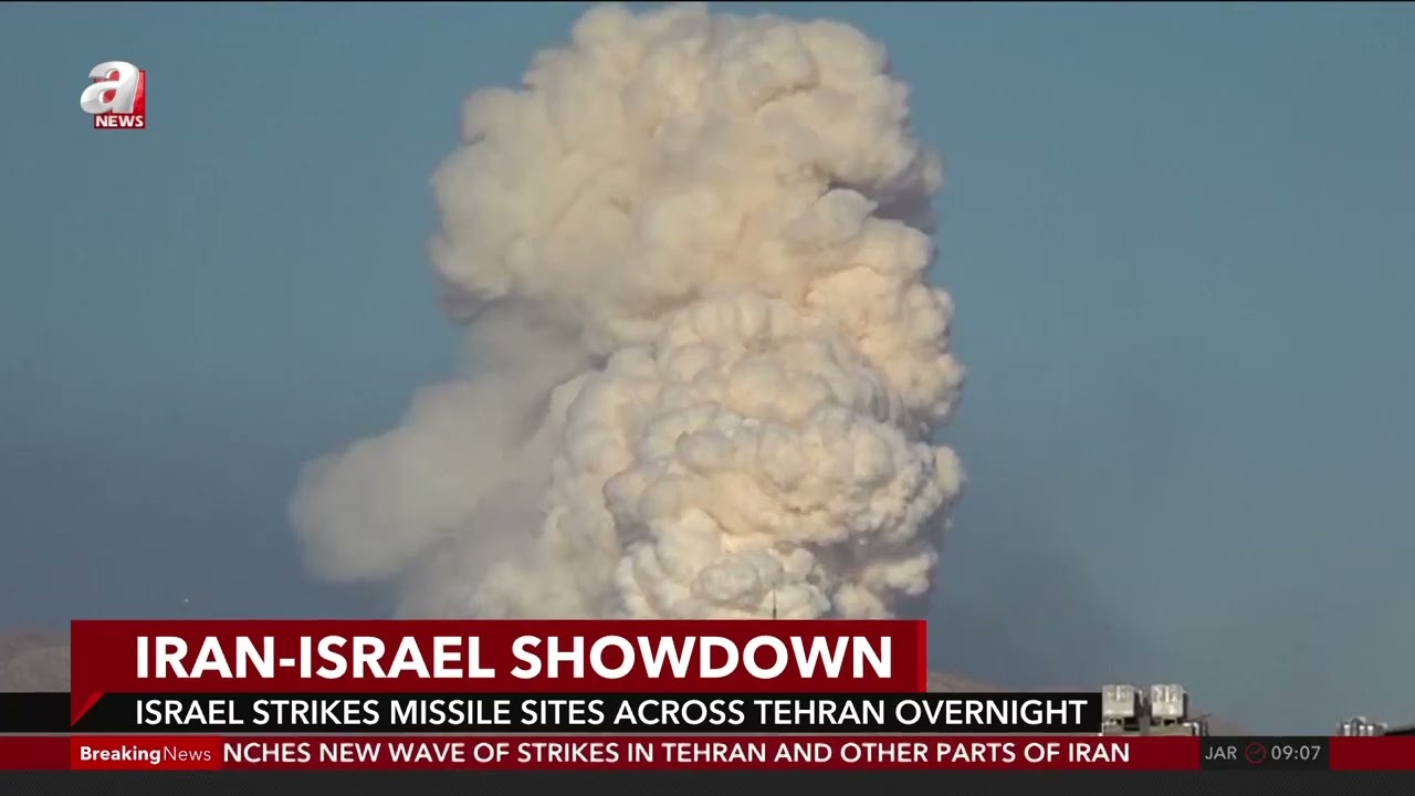 Khamenei warns the U.S. against intervention in Iran