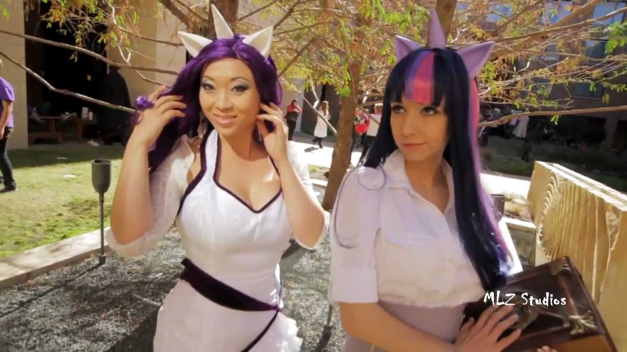 Yaya Han & Riddle @ Ikkicon 2012