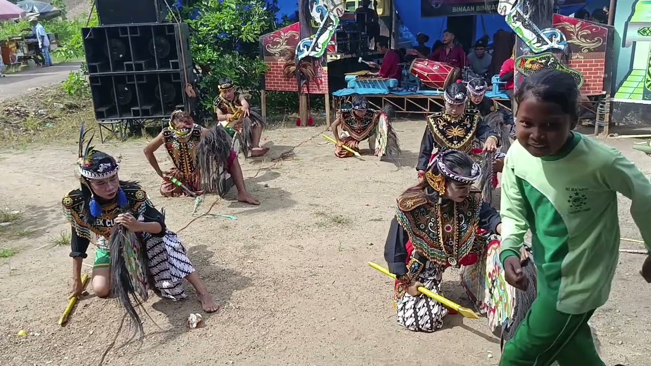 Babak tarian senterewean prajurit jaranan Turonggo tri Budoyo live wawasan tanjung sari 